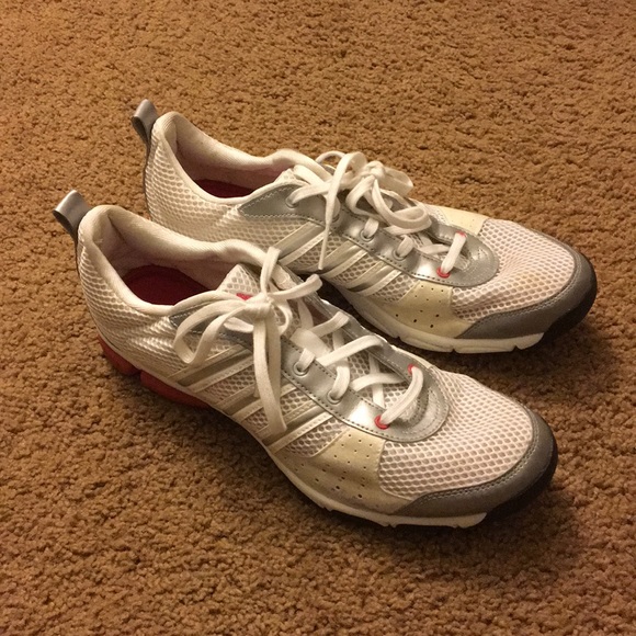 womens adidas schuhe poshmark womens adidas schuhe poshmark